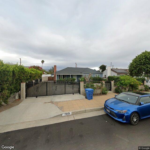 photo of 7850 CLEON AVE LOS ANGELES CA 91352