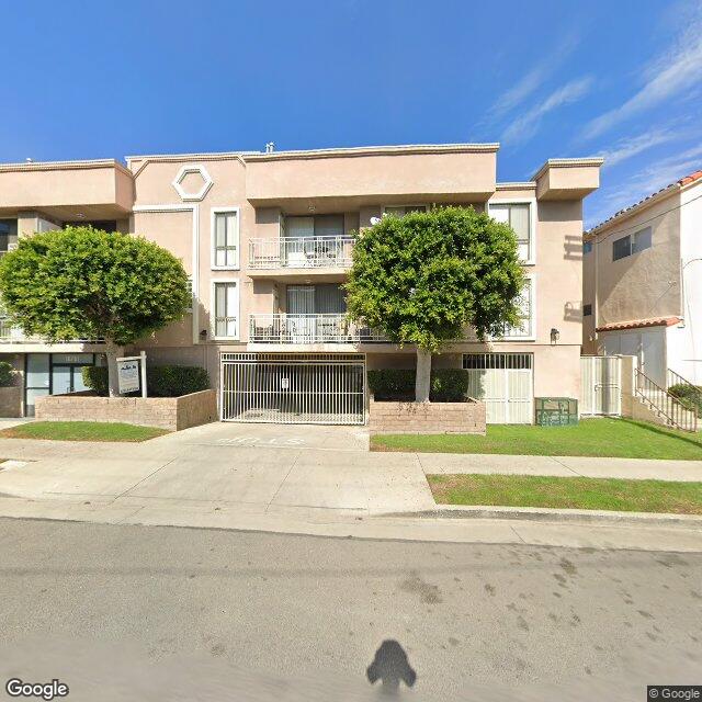photo of 10761 BLIX ST LOS ANGELES CA 91602