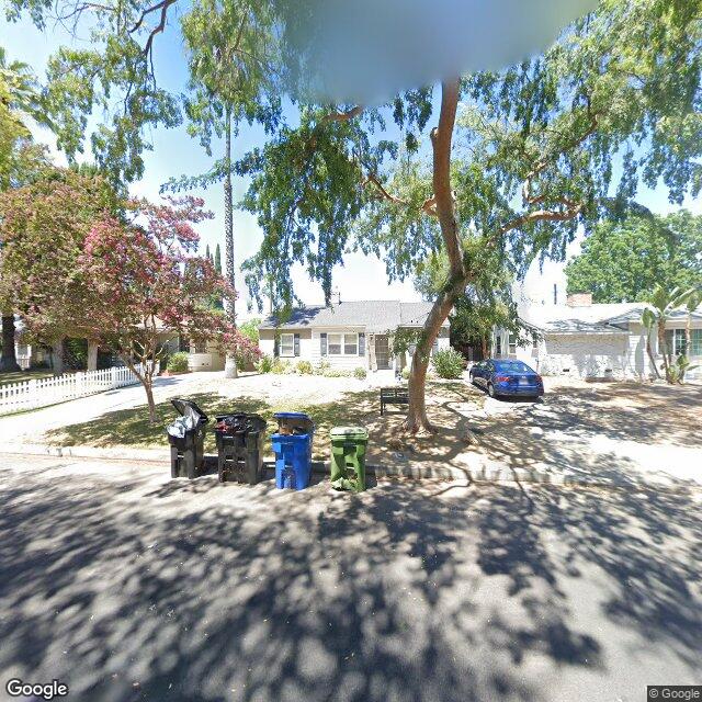 photo of 10417 MARGATE ST LOS ANGELES CA 91601