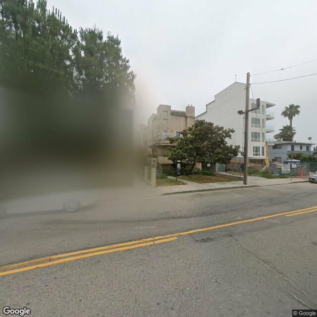 photo of 10914 CAMARILLO ST LOS ANGELES CA 91602