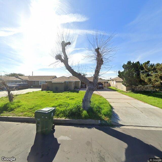 photo of 10726 KESWICK ST LOS ANGELES CA 91352