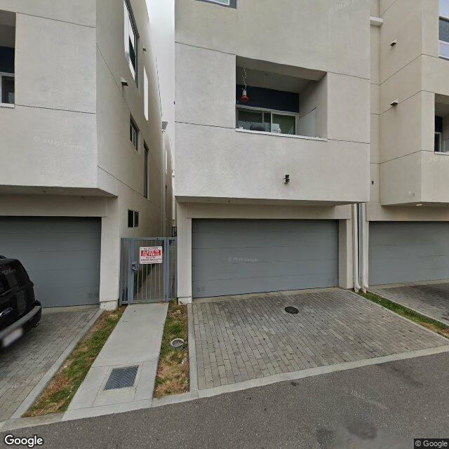 photo of 4829 CRANER AVE LOS ANGELES CA 91601