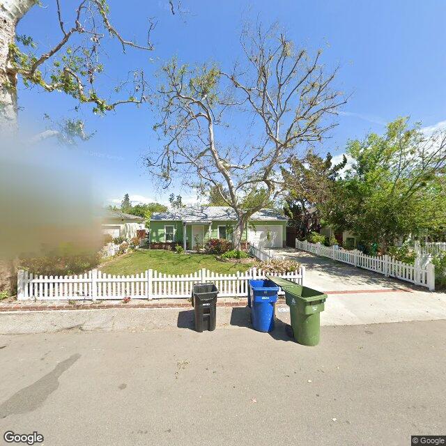 photo of 5012 AUCKLAND AVE LOS ANGELES CA 91601