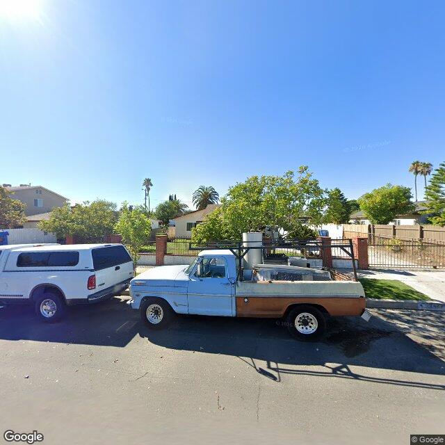 photo of 7427 CARTWRIGHT AVE LOS ANGELES CA 91352