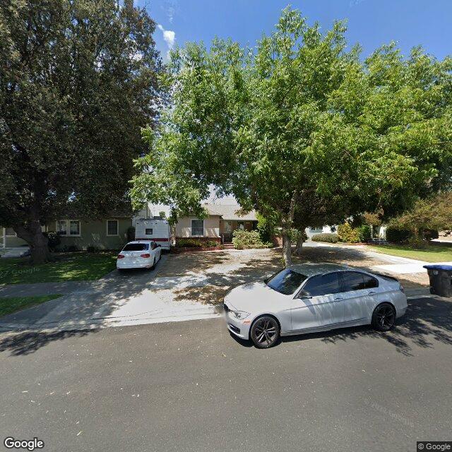 photo of 2209 N VALLEY ST BURBANK CA 91505