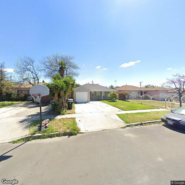 photo of 7310 SATSUMA AVE LOS ANGELES CA 91352