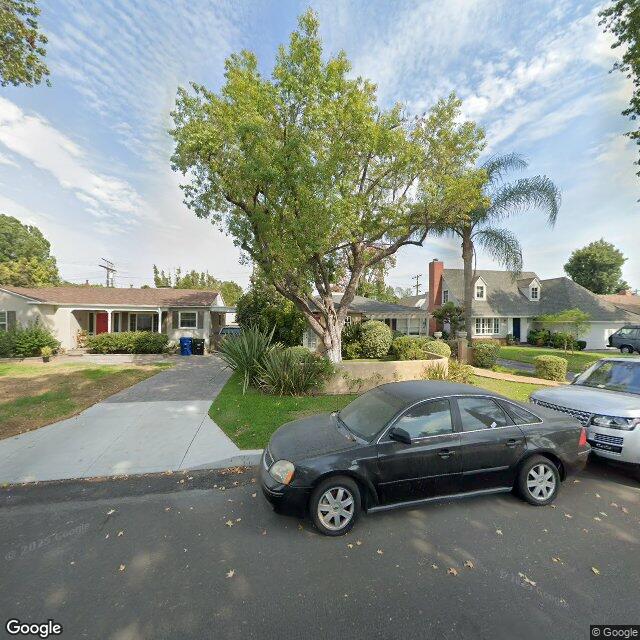 photo of 4910 WILLOWCREST AVE LOS ANGELES CA 91601