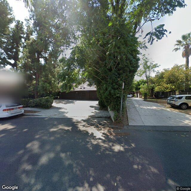 photo of 4637 CLYBOURN AVE LOS ANGELES CA 91602