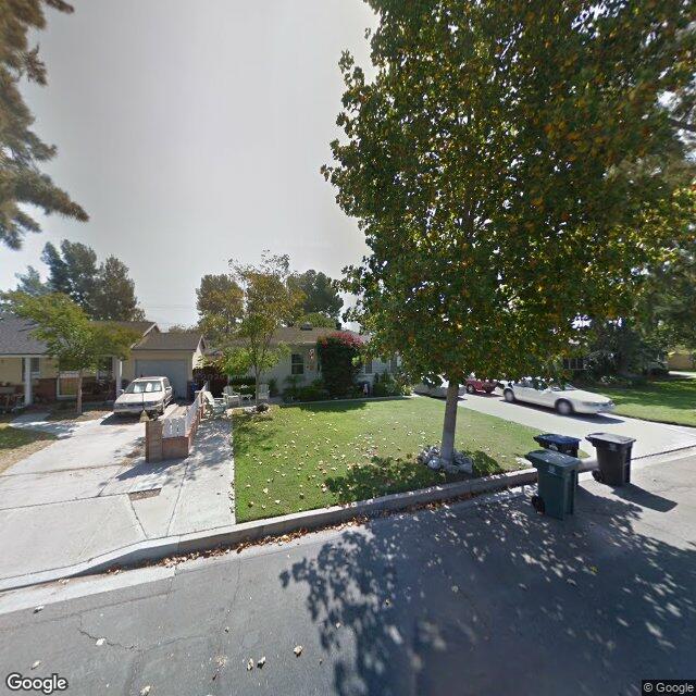 photo of 2110 N EVERGREEN ST BURBANK CA 91505