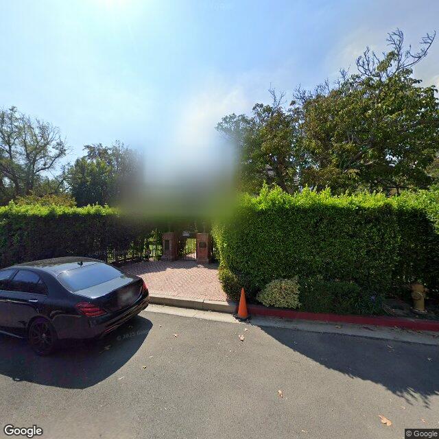 photo of 4555 STROHM AVE LOS ANGELES CA 91602