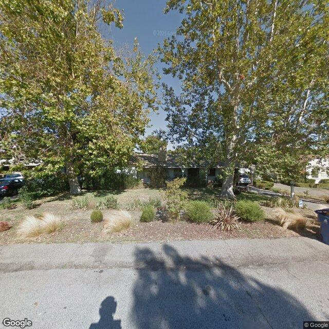 photo of 4732 ARCOLA AVE LOS ANGELES CA 91602