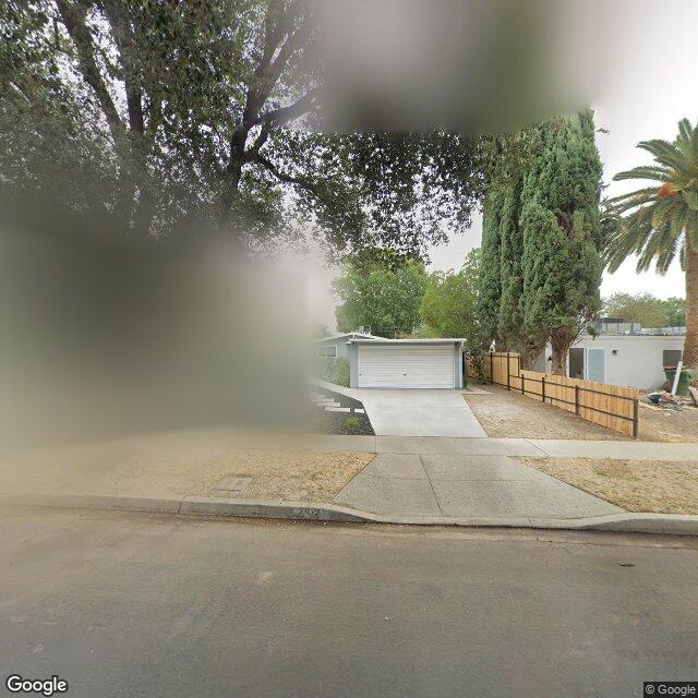 photo of 7812 KENTLAND AVE LOS ANGELES CA 91304