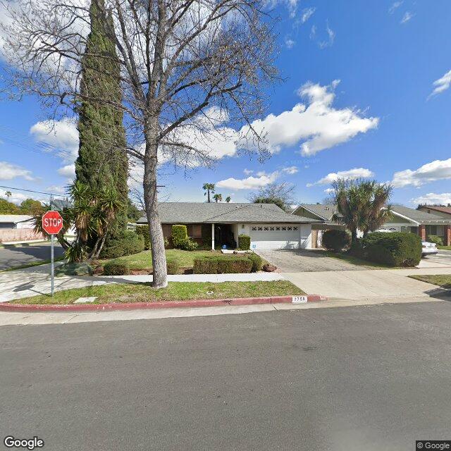 photo of 7758 VICKY AVE LOS ANGELES CA 91304