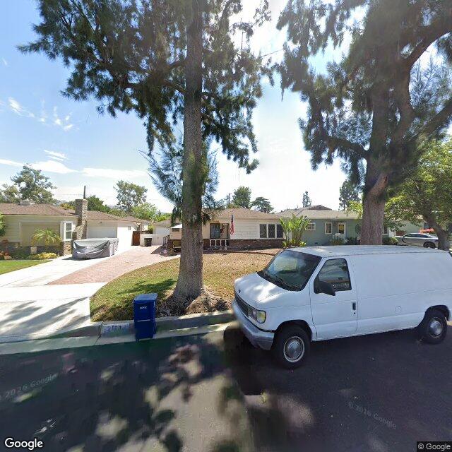 photo of 2108 N EVERGREEN ST BURBANK CA 91505