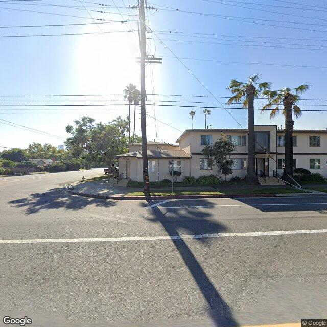 photo of 10102 CAMARILLO ST LOS ANGELES CA 91602