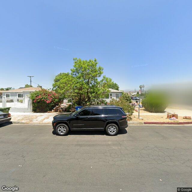 photo of 10903 CANTLAY ST LOS ANGELES CA 91352