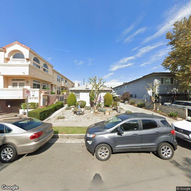 photo of 10749 BLIX ST LOS ANGELES CA 91602
