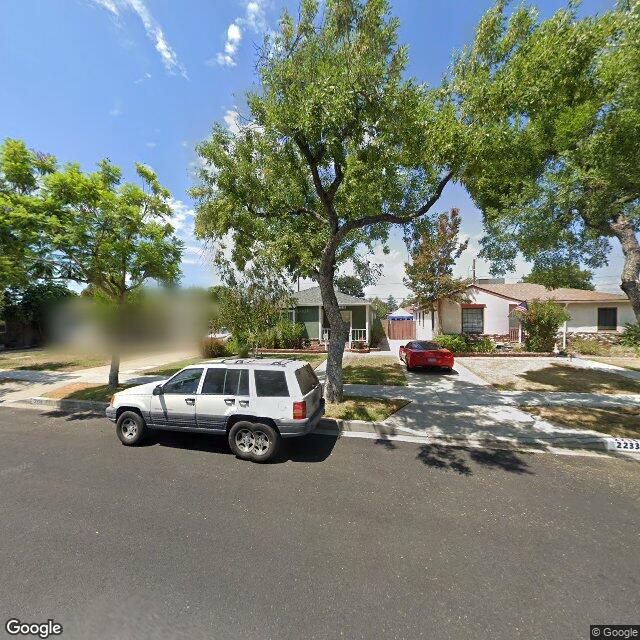 photo of 2229 N MANNING ST BURBANK CA 91505