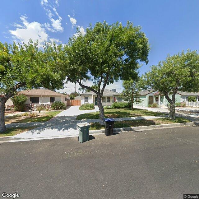 photo of 2237 N MANNING ST BURBANK CA 91505