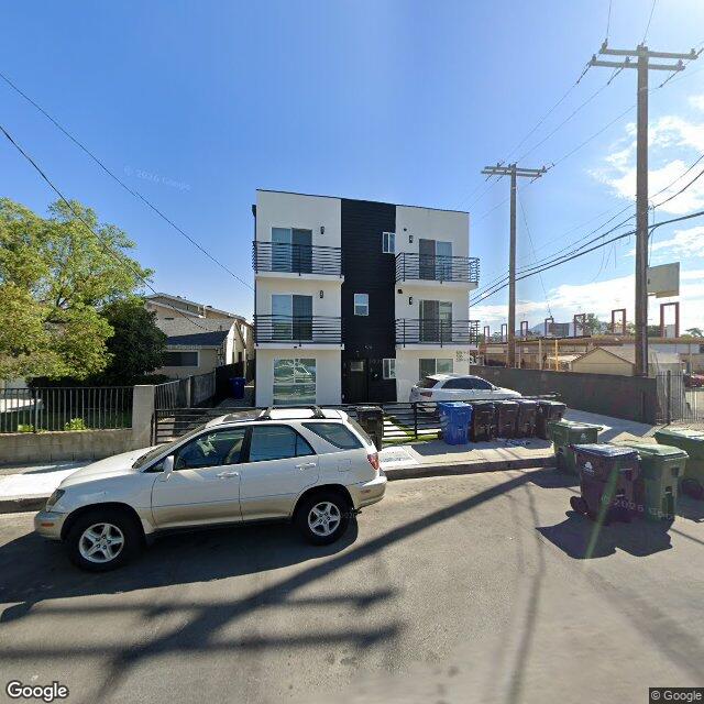 photo of 5218 AUCKLAND AVE LOS ANGELES CA 91601