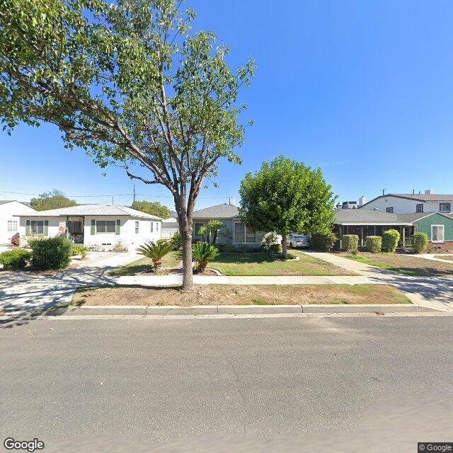 photo of 2136 N VALLEY ST BURBANK CA 91505