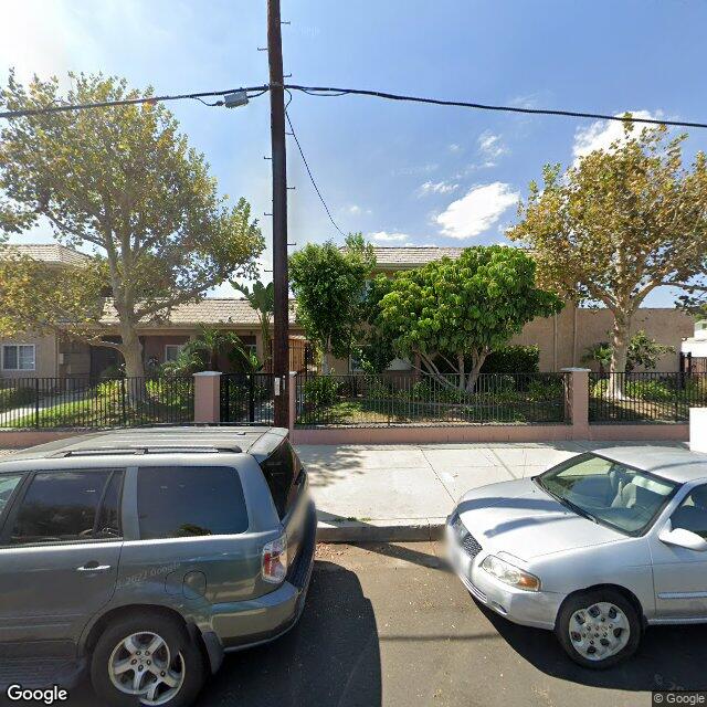 photo of 7615 GLADE AVE NO   126 LOS ANGELES CA 91304
