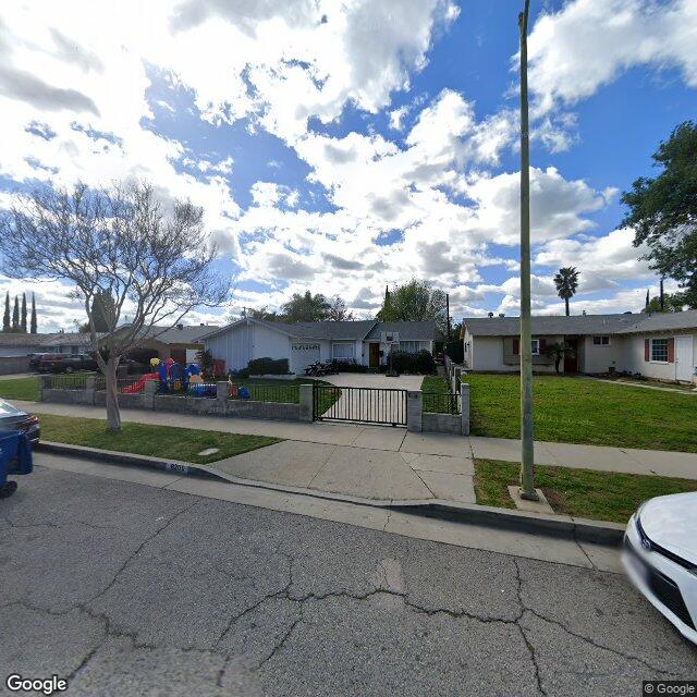 photo of 8209 CAPISTRANO AVE LOS ANGELES CA 91304