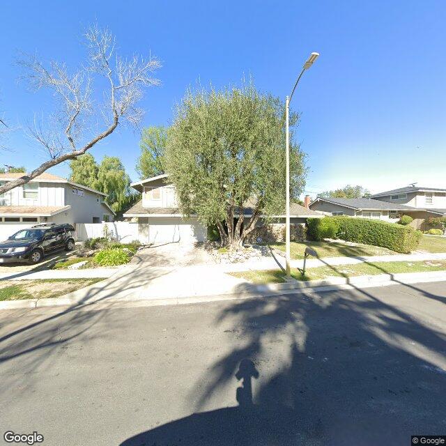 photo of 23301 SCHOENBORN ST LOS ANGELES CA 91304