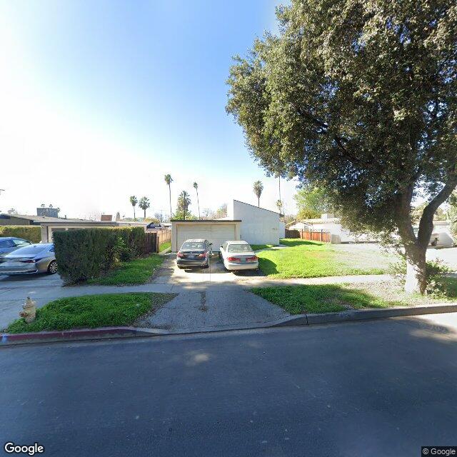 photo of 7933 KENTLAND AVE LOS ANGELES CA 91304