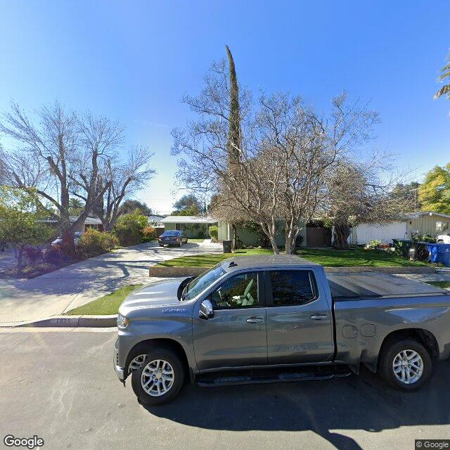 photo of 7825 CAPISTRANO AVE LOS ANGELES CA 91304