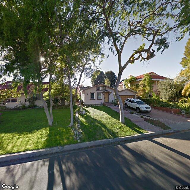 photo of 4919 ARCOLA AVE LOS ANGELES CA 91601