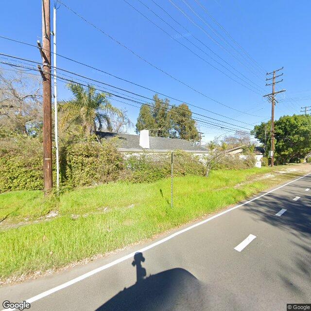 photo of 10321 CAMARILLO ST LOS ANGELES CA 91602