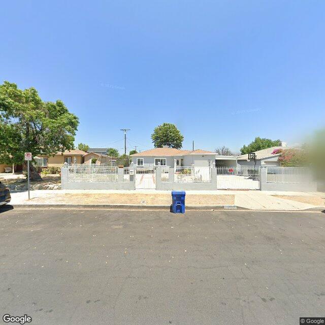 photo of 10909 CANTLAY ST LOS ANGELES CA 91352