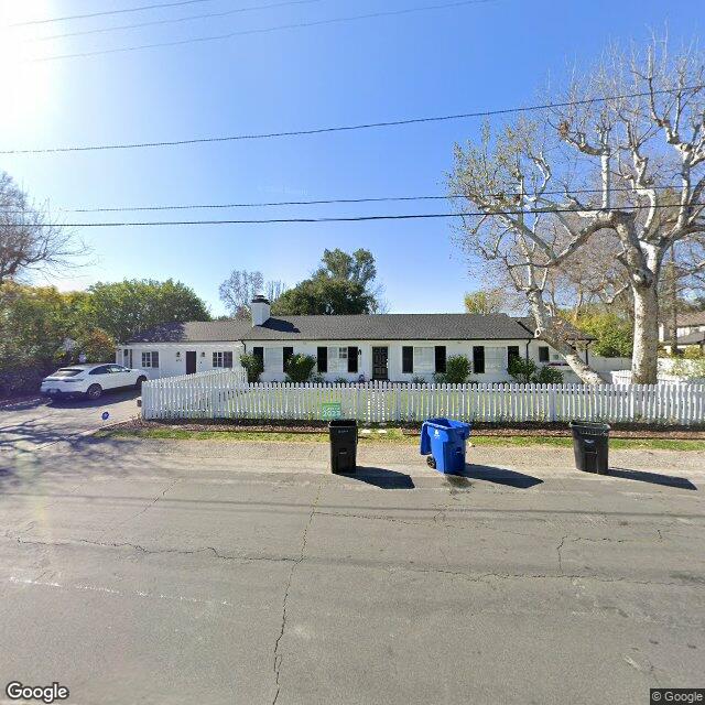 photo of 4735 LEDGE AVE LOS ANGELES CA 91602