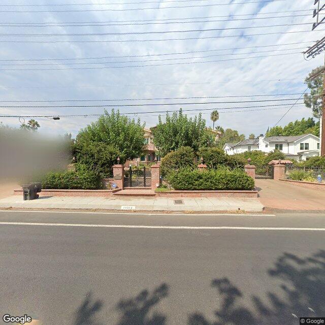 photo of 10515 CAMARILLO ST LOS ANGELES CA 91602