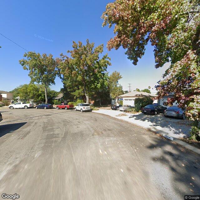 photo of 10449 TIARA ST LOS ANGELES CA 91601