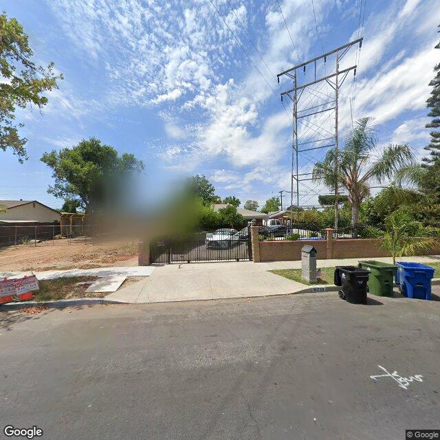 photo of 6239 RIVERTON AVE LOS ANGELES CA 91606