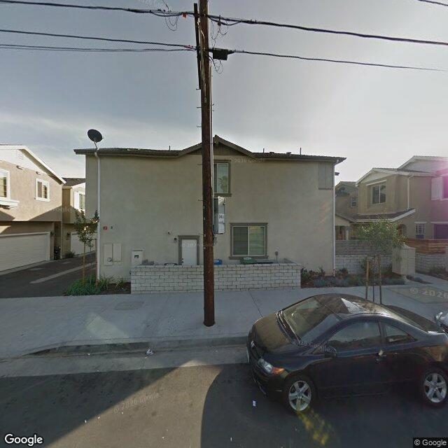 photo of 10950 KITTRIDGE ST NORTH HOLLYWOOD CA 91606