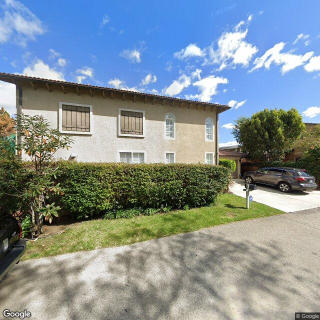 photo of 7640 MOORCROFT AVE LOS ANGELES CA 91304