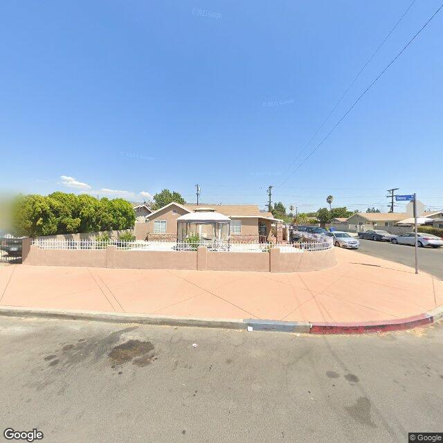 photo of 7502 DENNY AVE LOS ANGELES CA 91352