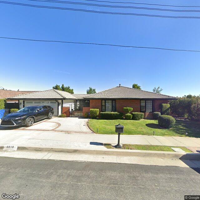 photo of 8616 FARRALONE AVE LOS ANGELES CA 91304