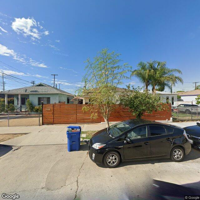 photo of 5621 CRANER AVE LOS ANGELES CA 91601