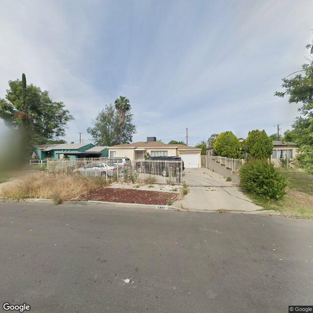 photo of 5831 SATSUMA AVE LOS ANGELES CA 91601