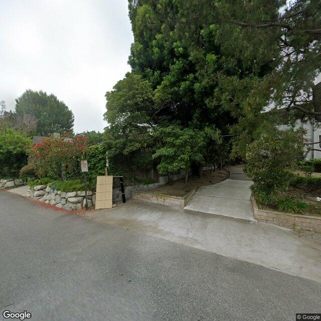 photo of 4722 1/2 FORMAN AVE LOS ANGELES CA 91602