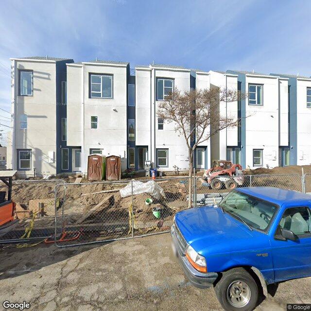 photo of 4825 1/2 CRANER AVE LOS ANGELES CA 91601