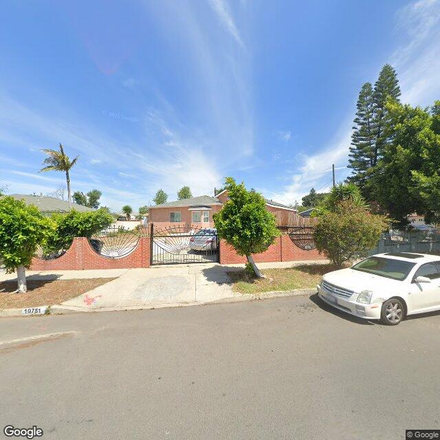 photo of 10751 CANTLAY ST LOS ANGELES CA 91352