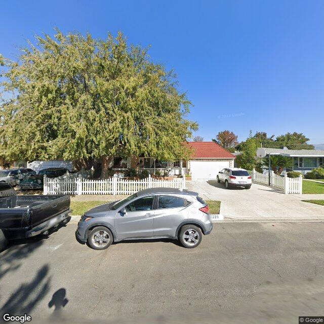 photo of 10427 CALIFA ST LOS ANGELES CA 91601