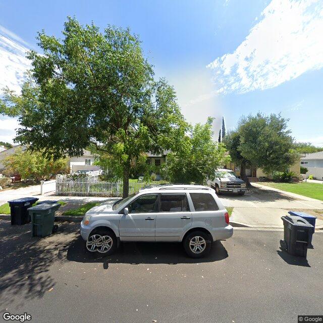 photo of 2108 N ROSE ST BURBANK CA 91505