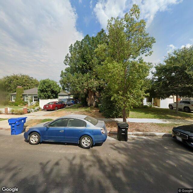photo of 4848 ARCOLA AVE LOS ANGELES CA 91601