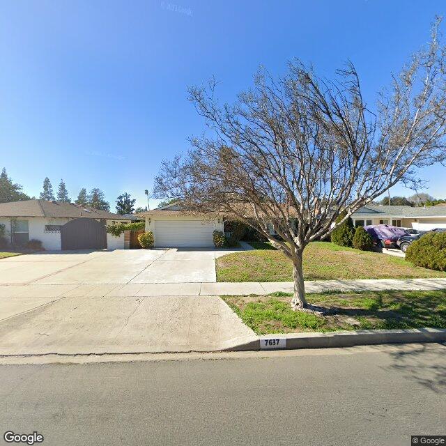 photo of 7637 CAPISTRANO AVE LOS ANGELES CA 91304